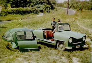Illustration for article titled The Cutest Little Microcars Of The 20th Century